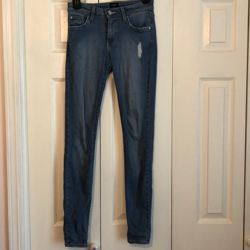 Just Black light/medium wash skinny jeans